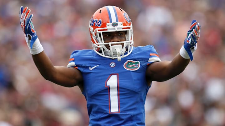 Report: Gators CB Vernon Hargreaves has bone bruise after team brawl