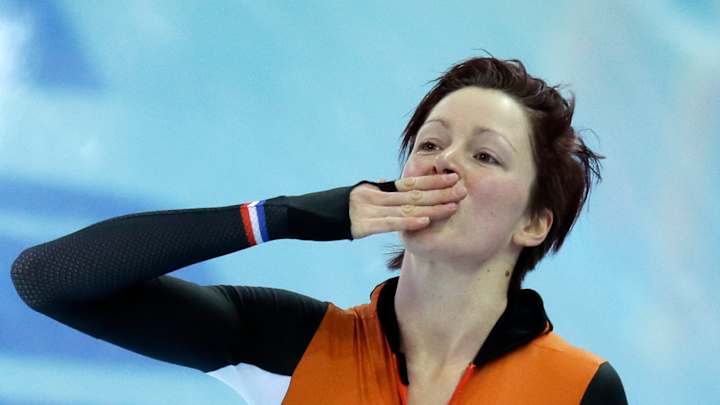 Ter Mors leads another Dutch long-track speed skating sweep