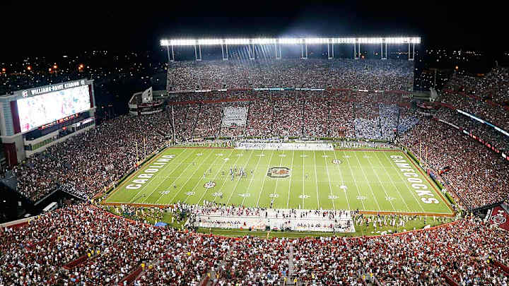 Stadium Spotlight: Swaying in South Carolina's Williams-Brice Stadium Stadium Spotlight: Swaying in South Carolina's Williams-Brice Stadium