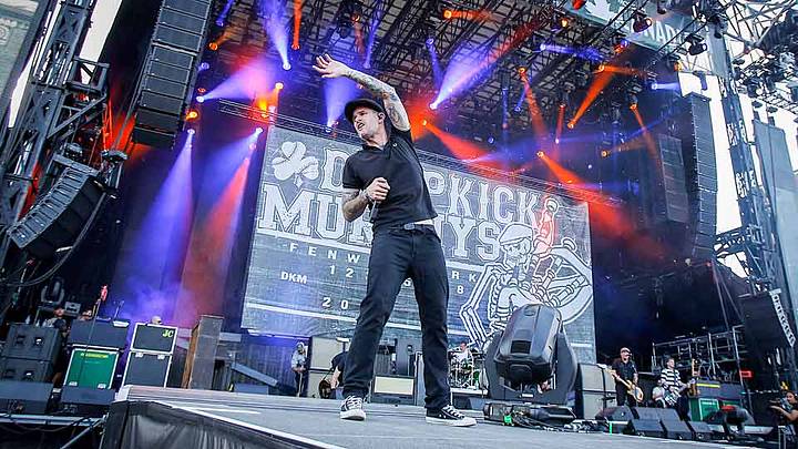Boston's Dropkick Murphys taunt crowd at gig in Montreal Boston's Dropkick Murphys taunt crowd at gig in Montreal