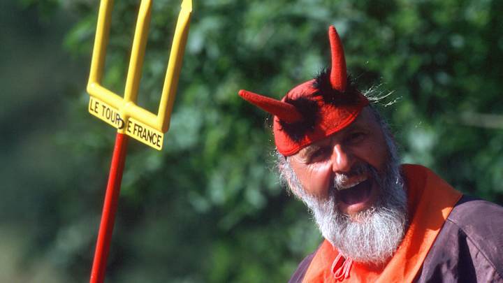 These Are the Craziest Fans at the 2014 Tour de France