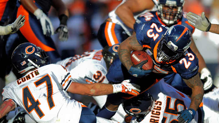 Chicago Bears rule out LB Briggs, DB Conte