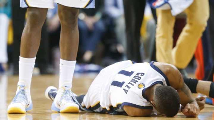Grizzlies guard Mike Conley planning to play in Game 7 despite injury