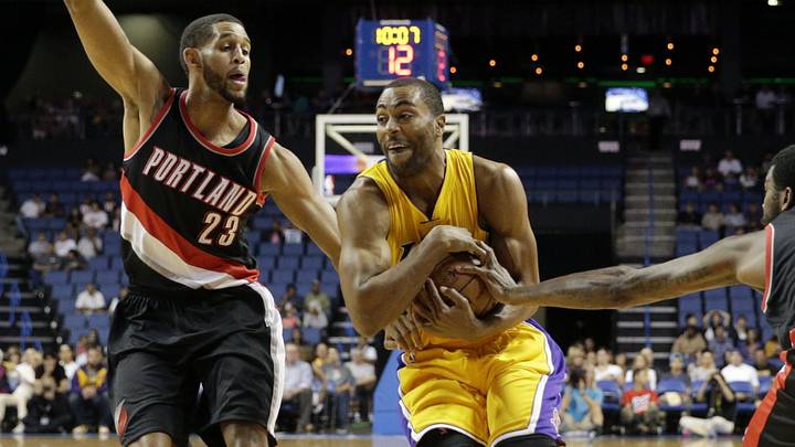 Lakers' Wayne Ellington takes leave of absence after father's shooting death