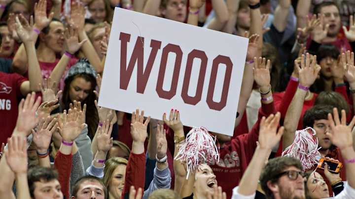 Arkansas pizzeria offering "penny-a-point" pizzas if the team beats Auburn