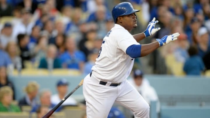 Dodgers' Juan Uribe to DL with hamstring strain
