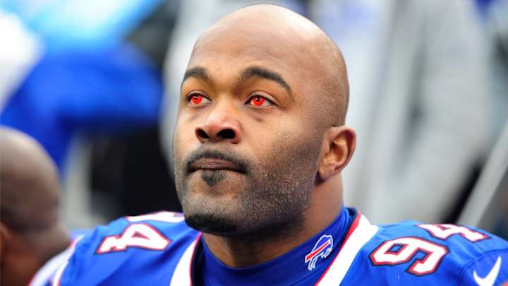 Mario Williams wore red contact lenses for Bills game