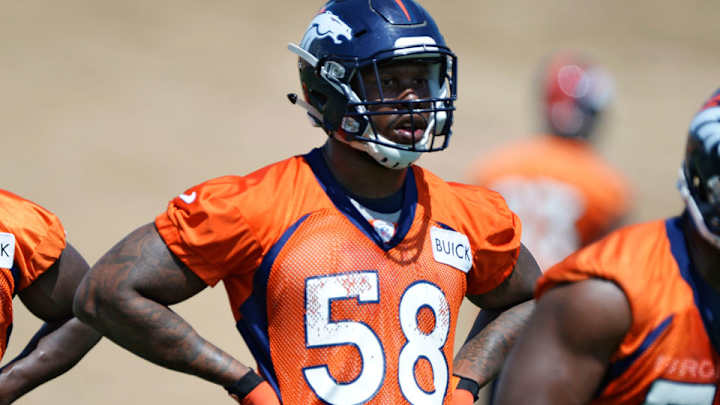 Report: Broncos' Von Miller passes physical, will be non-contact