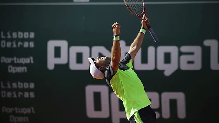 Carlos Berlocq beats Tomas Berdych to win Portugal Open
