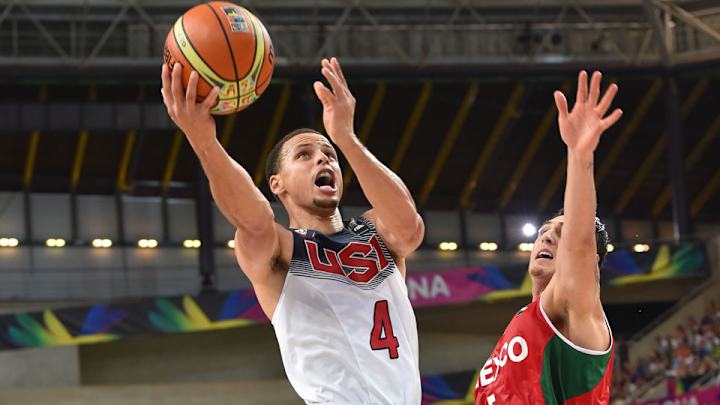 Hot-shooting Curry leads Team USA to knockout round win over Mexico