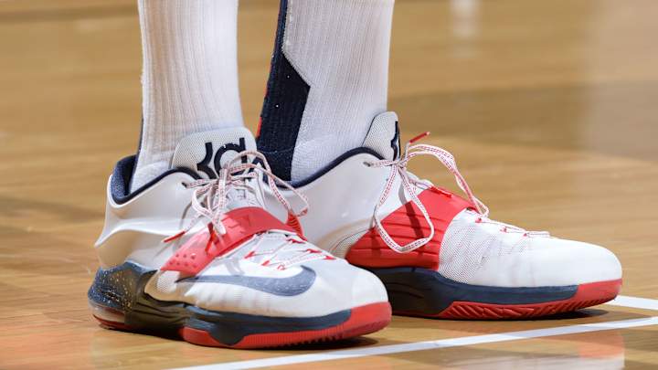 Nike could match Under Armour's $265 million offer to Kevin Durant