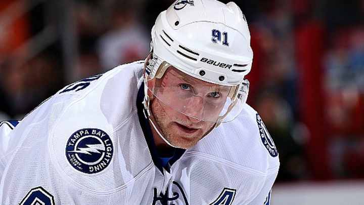 Tampa Bay sniper Steven Stamkos takes another major step back from injury