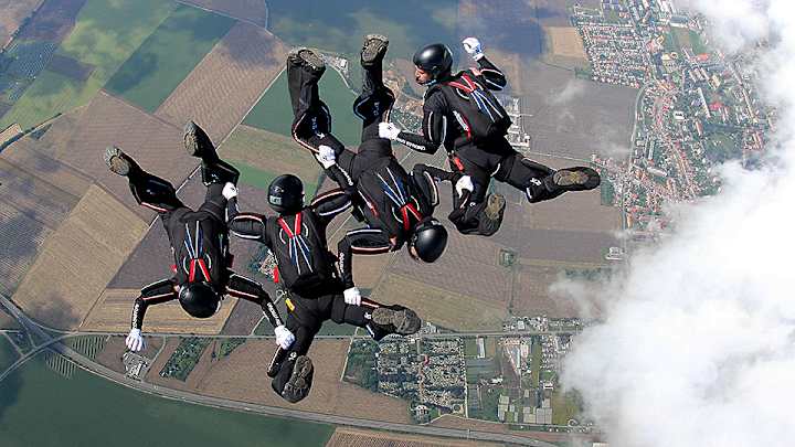 Golden Knights' female-only skydiving squad deserves respect