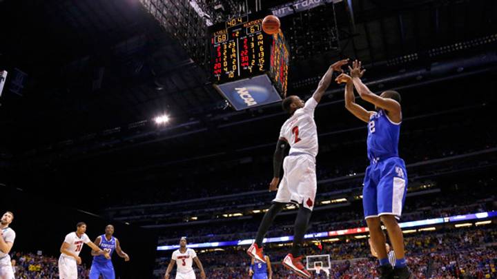 Kentucky's balanced attack too much for Louisville in thrilling comeback win Kentucky's balanced attack too much for Louisville in thrilling comeback win