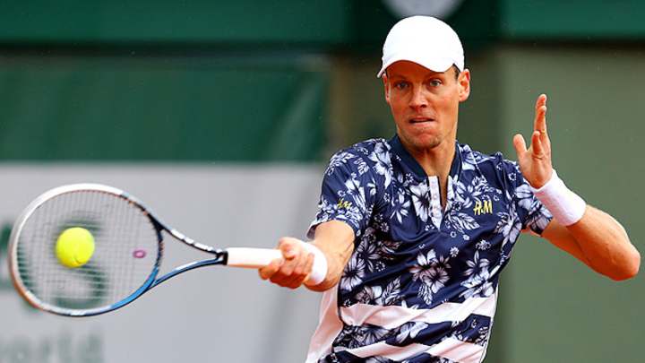 Photos: French Open fashion misses Photos: French Open fashion misses