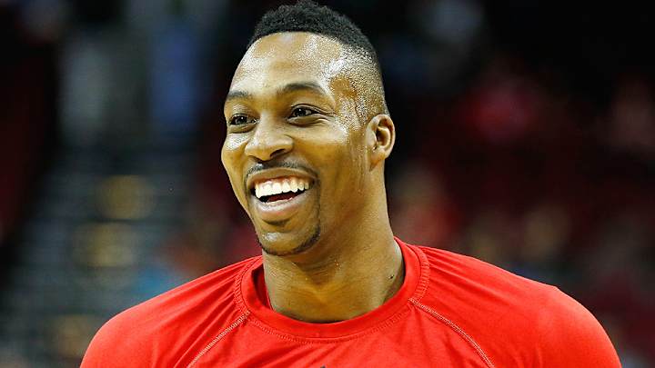 Watch: Dwight Howard helps terminally-ill boy make basket Watch: Dwight Howard helps terminally-ill boy make basket