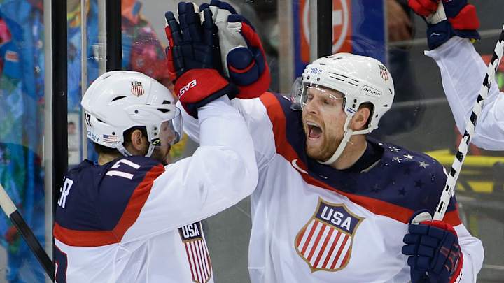 US tops Czechs 5-2, moves to Olympic hockey semis