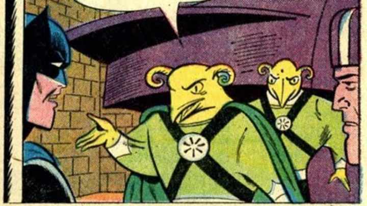 16 Odd Comic Book Covers of Batman and Superman Playing Sports