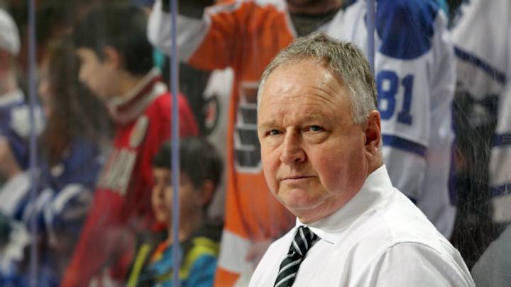 Toronto Maple Leafs extend contract of coach Randy Carlyle Toronto Maple Leafs extend contract of coach Randy Carlyle