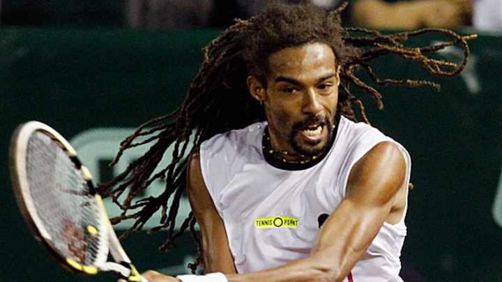 Dustin Brown stuns top-seeded John Isner in Houston for first top 10 win