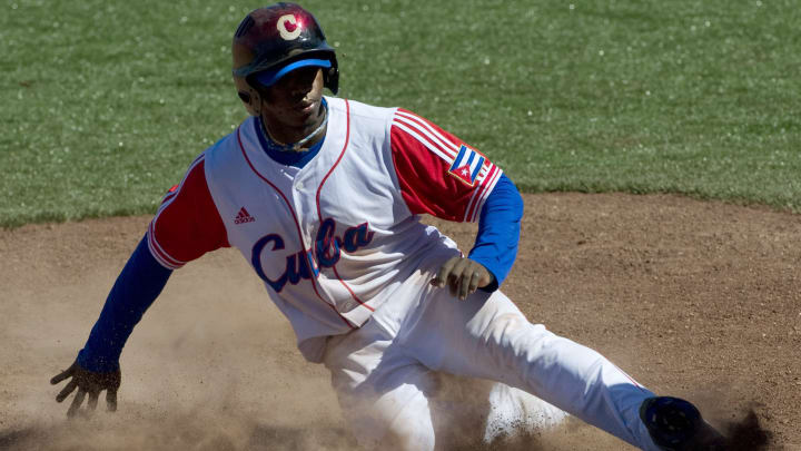 Cuban defector Rusney Castillo will work out for MLB teams Saturday