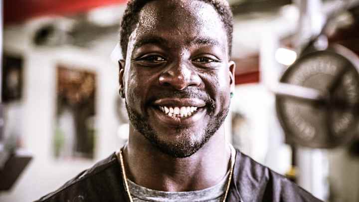 New role in Chicago means whole new weight class for Lamarr Houston New role in Chicago means whole new weight class for Lamarr Houston