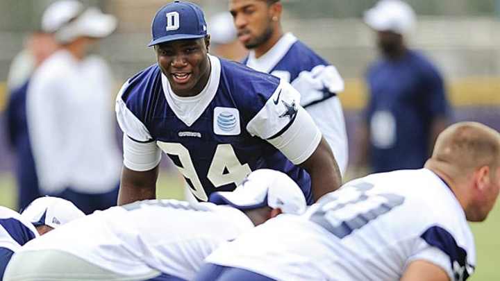 DeMarcus Ware doesn't want to take pay cut to help Cowboys get under the cap