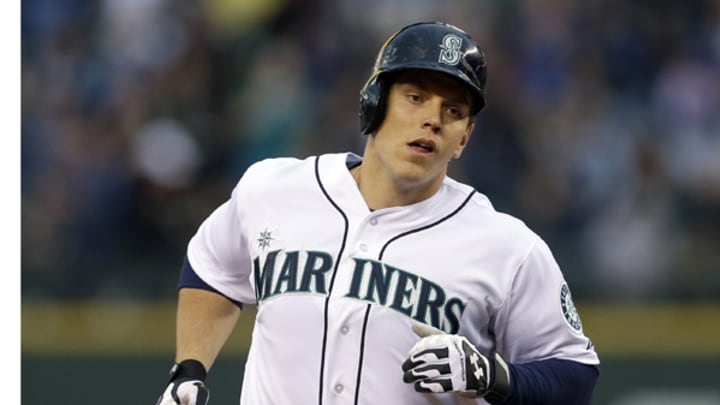 Mariners' Logan Morrison injures eye after dugout tantrum