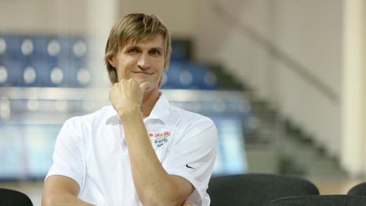 Andrei Kirilenko is Bringing Hooters to Russia