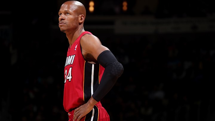 Report: Free agent guard Ray Allen considering retirement
