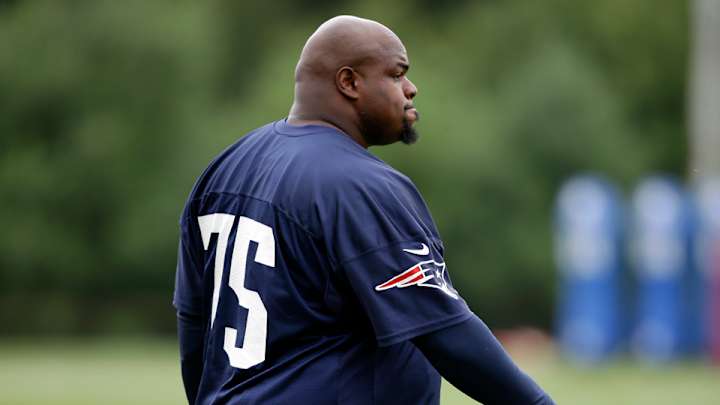 Eagles center Jason Kelce praises Patriots DT Vince Wilfork