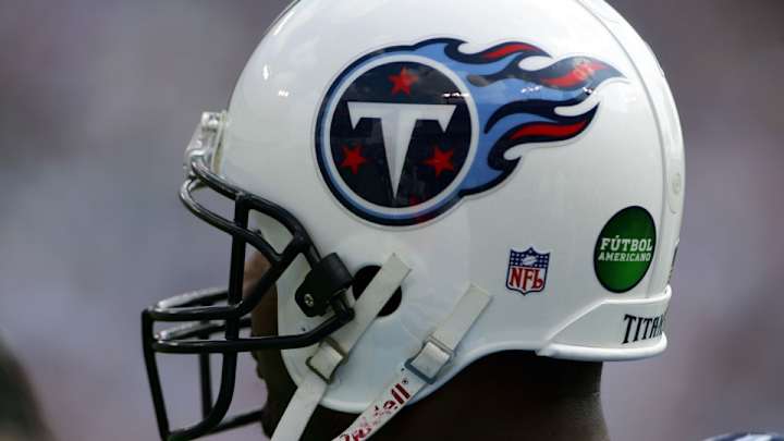 Titans play questionable music during pregame warmups