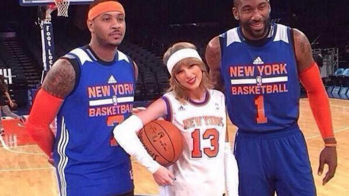 Taylor Swift stopped by Knicks practice Taylor Swift stopped by Knicks practice