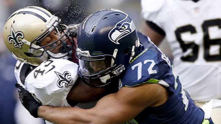 Seahawks retain Michael Bennett with new four-year deal