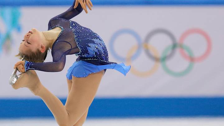 SOCHI SCENE: Cheering Julia