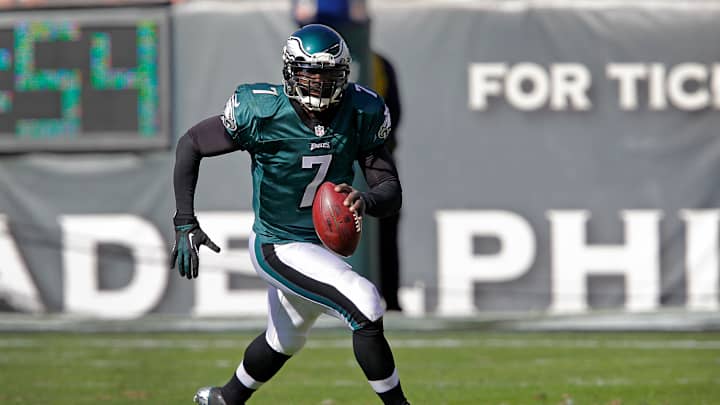 Michael Vick says he's still a 'premier quarterback,' willing to be a backup