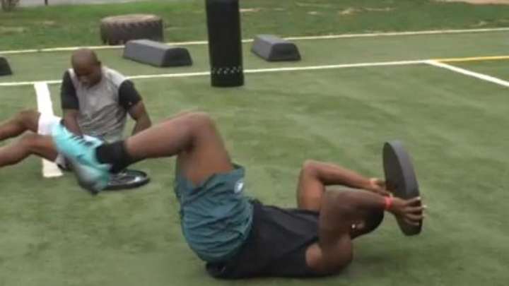 Watch: Eagles' LeSean McCoy is much stronger than you are