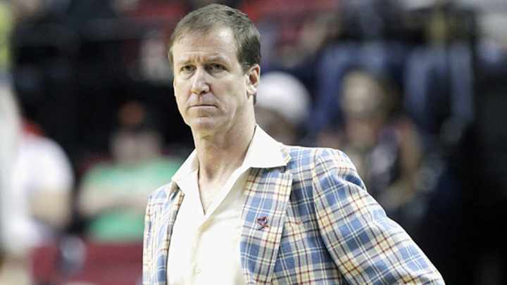 Blazers coach Terry Stotts honors Jack Ramsay with 1970s jacket
