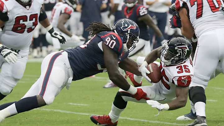 Falcons RB Smith on Jadeveon Clowney hit: Nothing 'special' Falcons RB Smith on Jadeveon Clowney hit: Nothing 'special'
