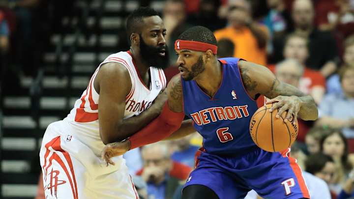 Report: Pistons tell Josh Smith he's likely to remain in Detroit