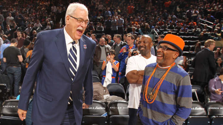 Reports: Phil Jackson 'leaning' toward accepting Knicks' front-office job offer