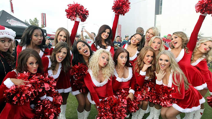 NFL Cheerleaders: Week 16 NFL Cheerleaders: Week 16