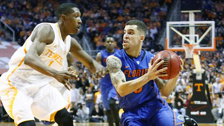 Florida clamps down on Tennessee, moves to 11-0 in SEC