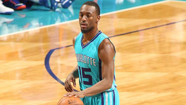 Hornets' Kemba Walker delivers devastating block on Jose Calderon Hornets' Kemba Walker delivers devastating block on Jose Calderon