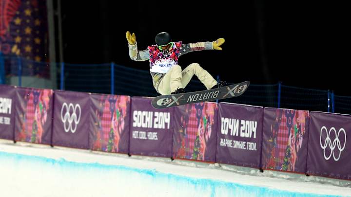 White cruises through halfpipe qualifying