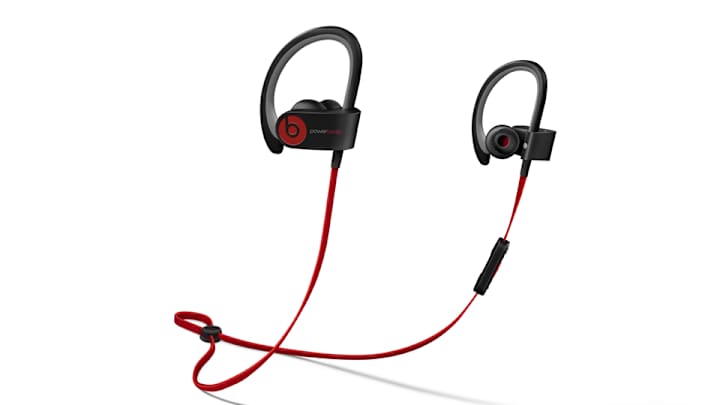 LeBron James Helps Take Beats by Dre Wireless with Powerbeats2 LeBron James Helps Take Beats by Dre Wireless with Powerbeats2