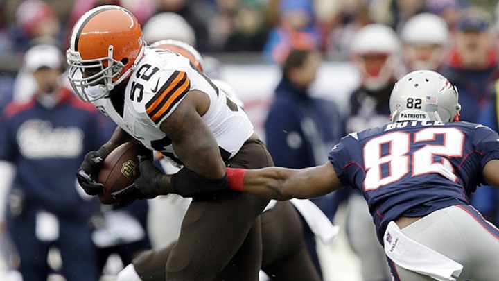 D'Qwell Jackson signs reported four-year deal with Indianapolis Colts