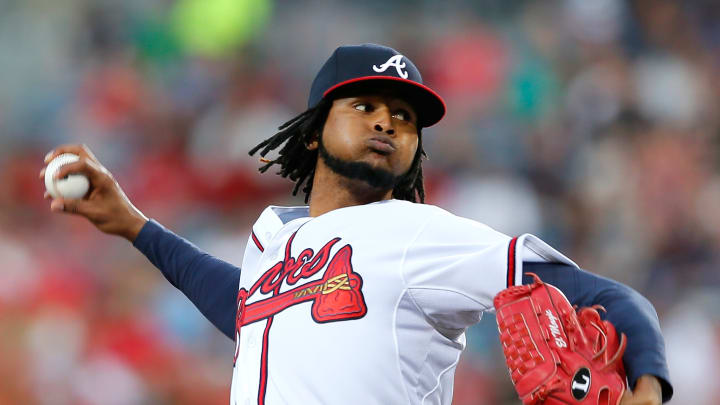 Reports: Twins sign pitcher Ervin Santana to four-year deal