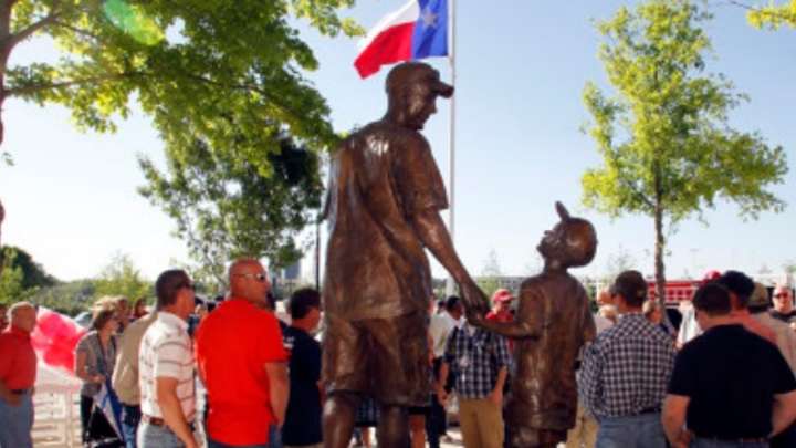 Rangers apologize for trash around statue honoring fan's memory Rangers apologize for trash around statue honoring fan's memory
