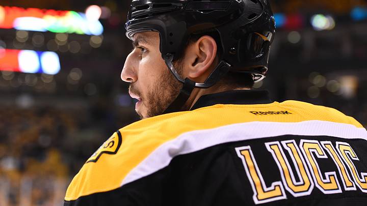 Bruins forward Milan Lucic on wrist injury: 'It's getting better' Bruins forward Milan Lucic on wrist injury: 'It's getting better'
